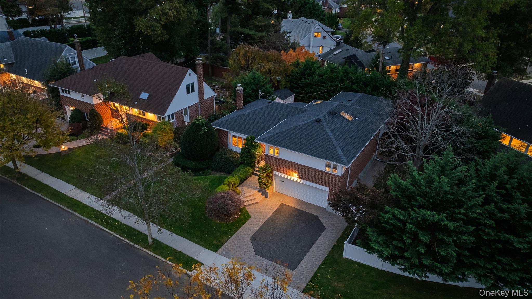 7 Judith Street, Plainview, NY 11803