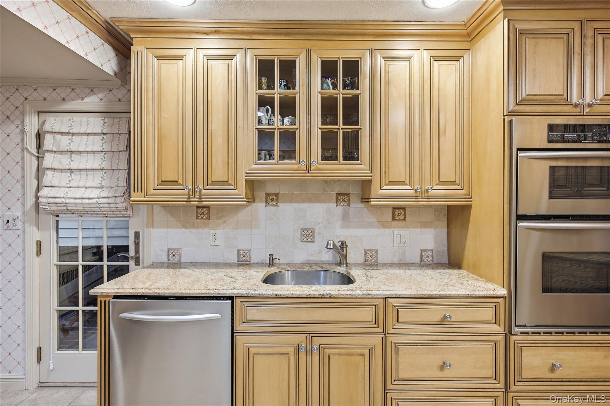 7 Judith Street, Plainview, NY 11803