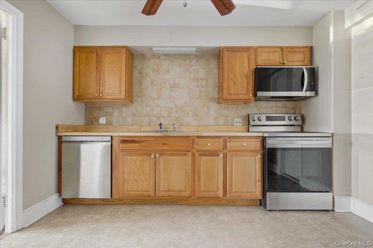 84 2nd Street # 80, Mineola, NY 11501