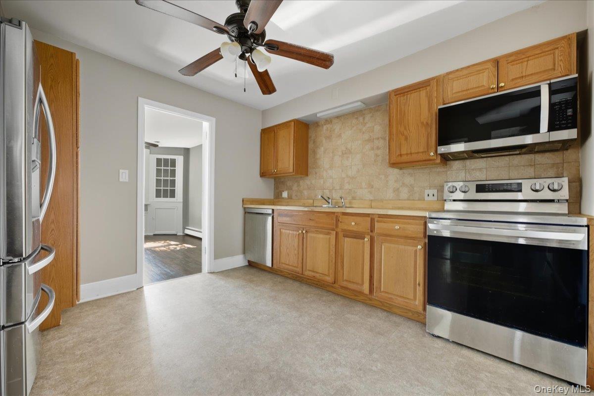 84 2nd Street # 80, Mineola, NY 11501