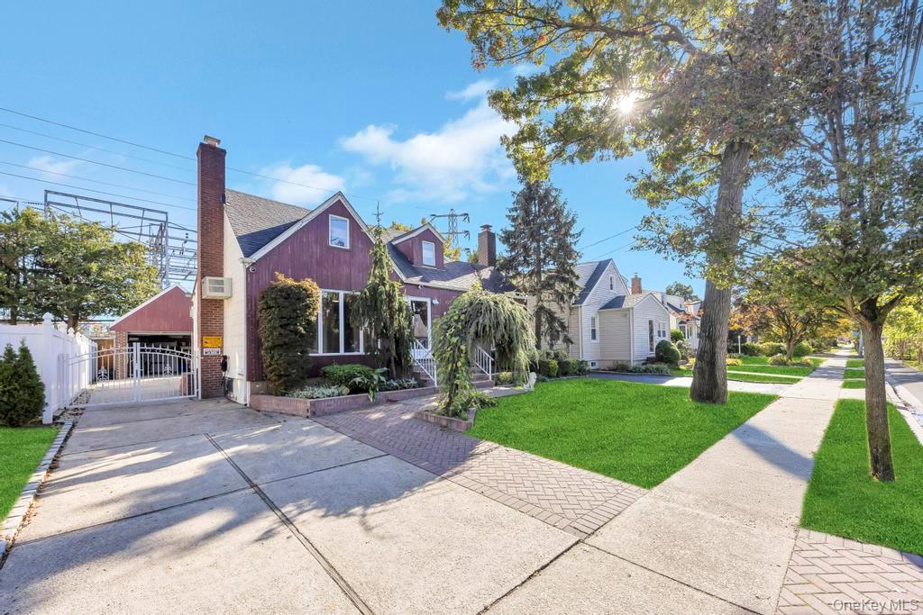 149 Foster Avenue, Valley Stream, NY 11580