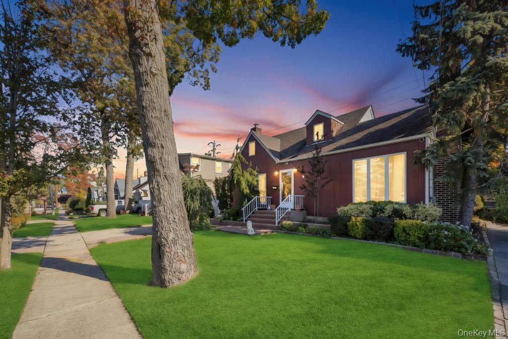 149 Foster Avenue, Valley Stream, NY 11580