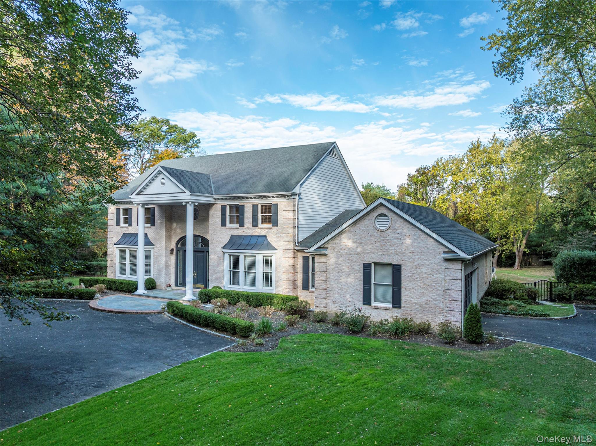 735 Remsens Lane, Upper Brookville, NY 11771