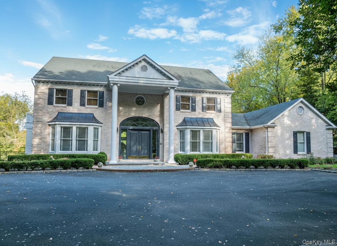 735 Remsens Lane, Upper Brookville, NY 11771