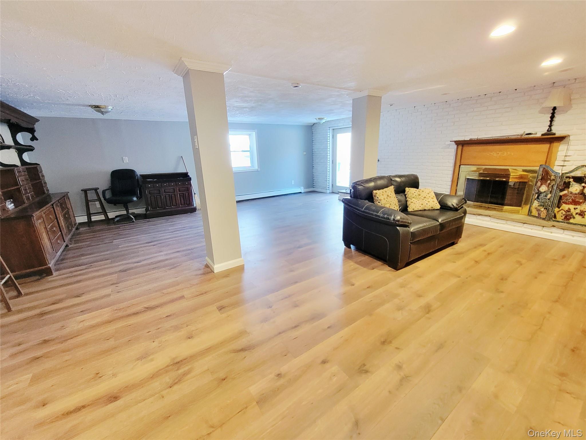 107 Oscawana Lake Road, Putnam Valley, NY 10579