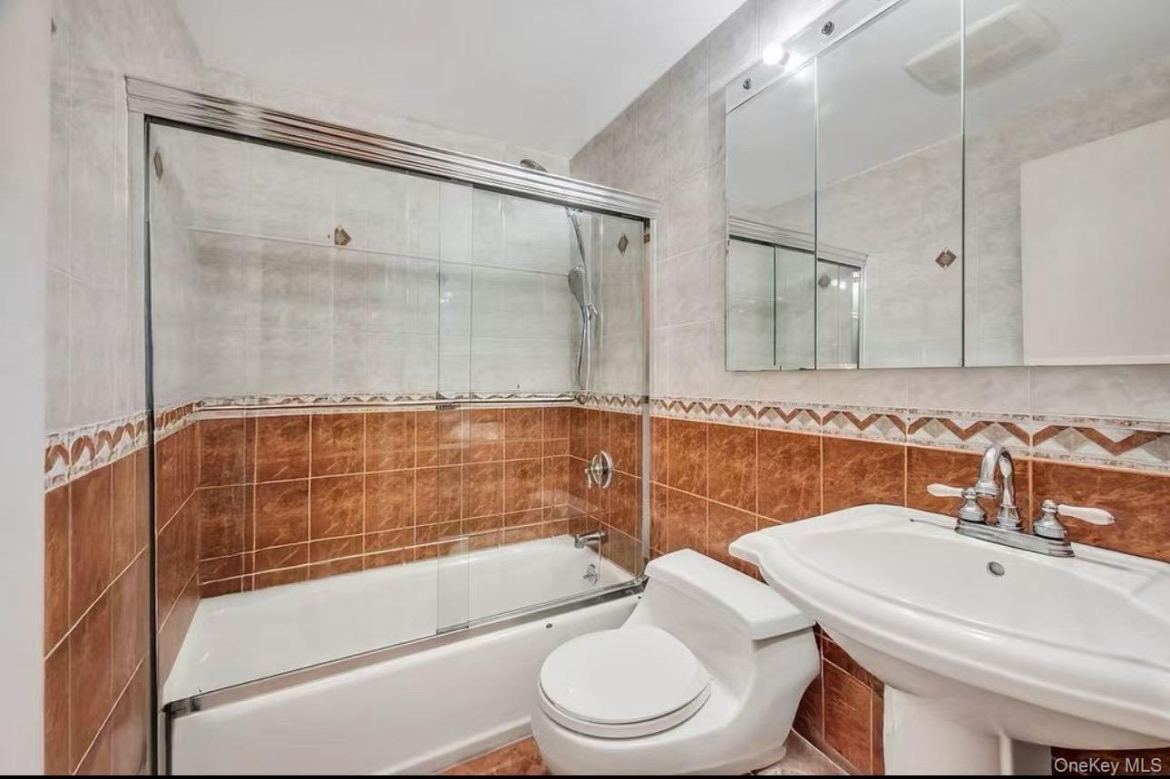 46-12 161 Street # 1D, Flushing, NY 11358