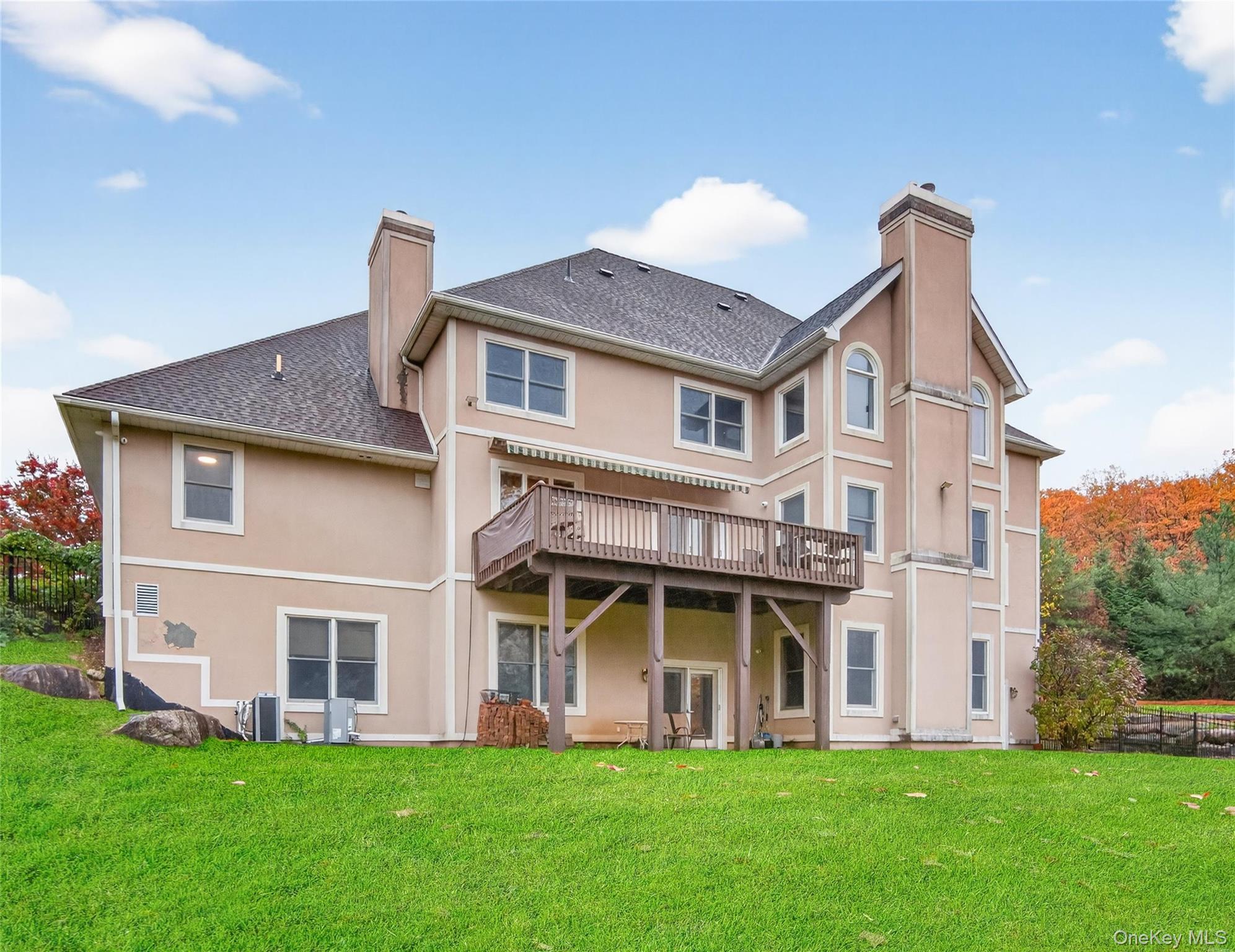 15 Beaver Pond Court, Stony Point, NY 10980