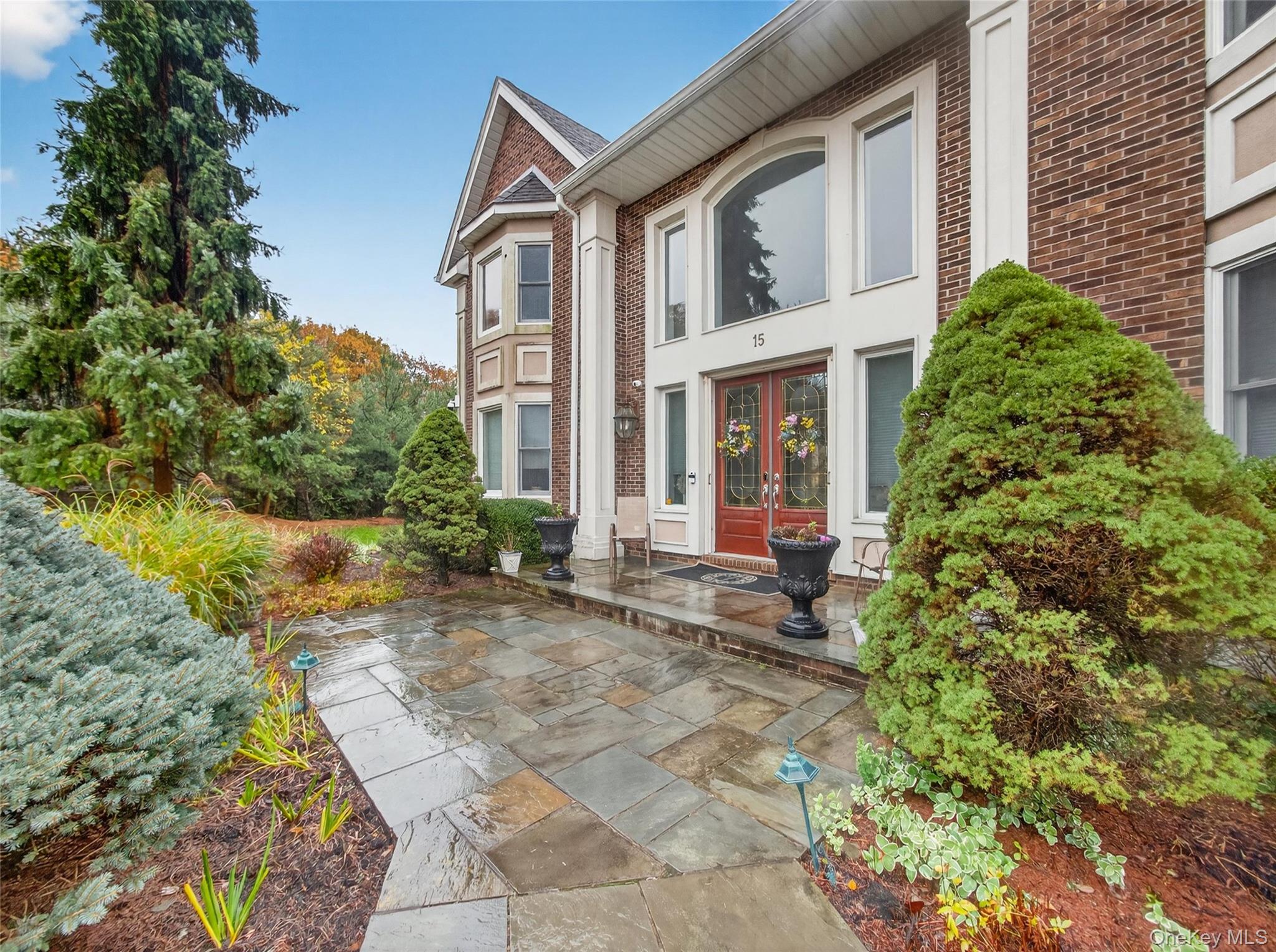 15 Beaver Pond Court, Stony Point, NY 10980