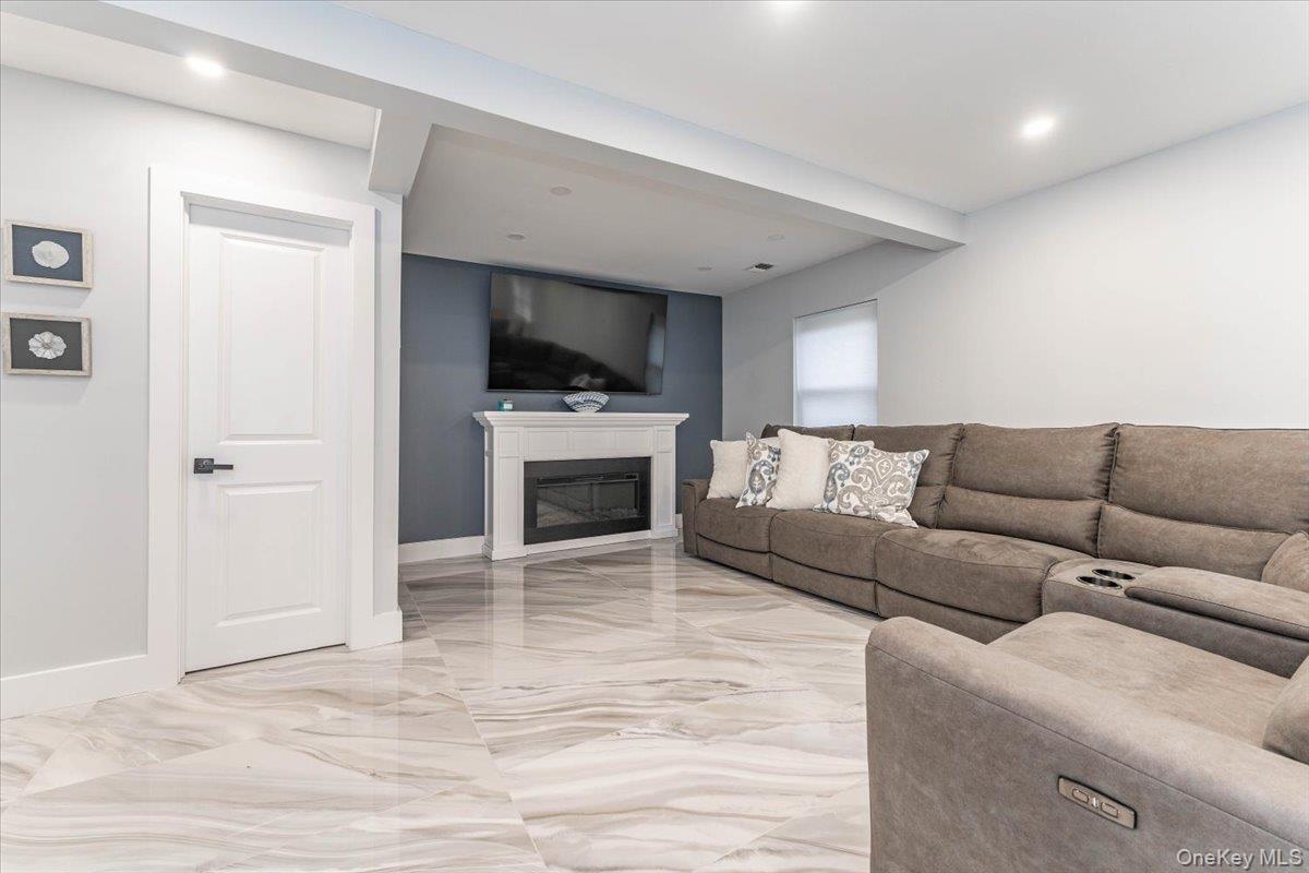 164 Albany Boulevard # 29E, Atlantic Beach, NY 11509