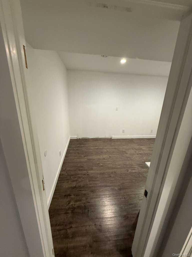 Hampton Bays, NY 11946