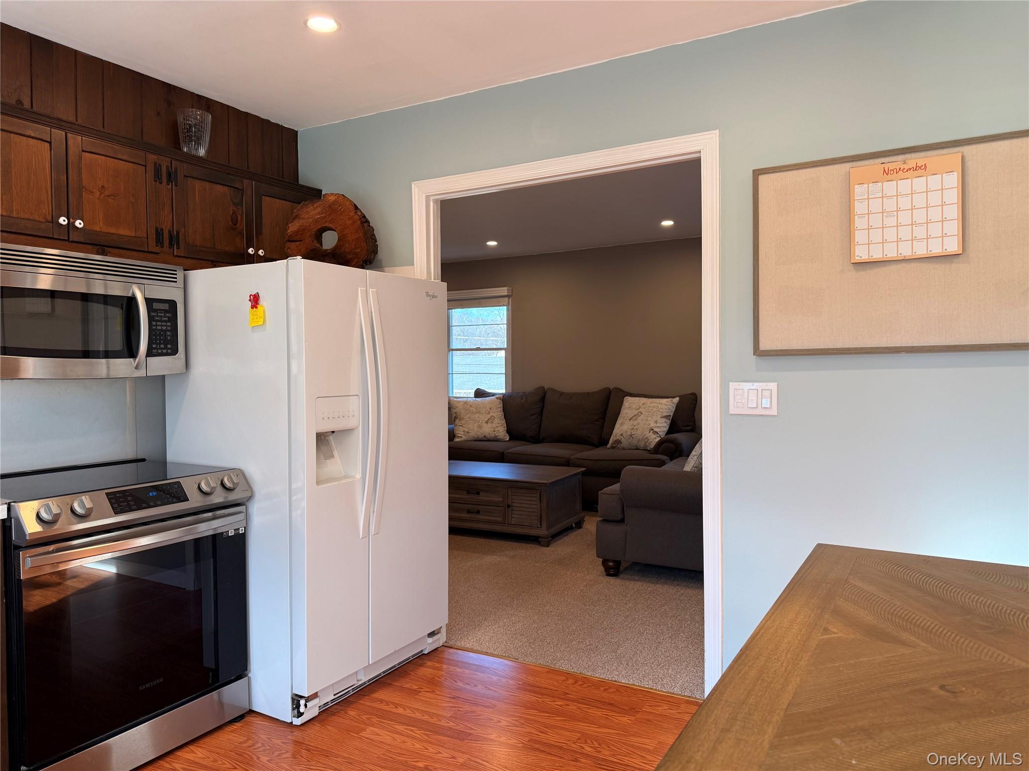 10 Armell Street, Huntington Station, NY 11746