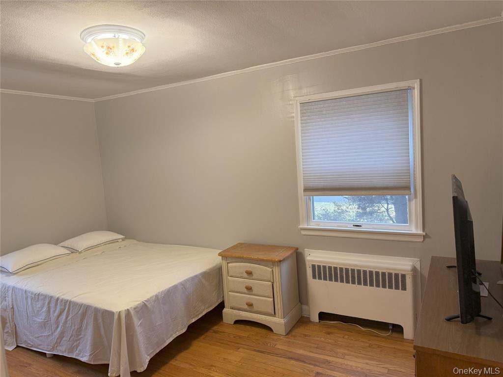 10 Armell Street, Huntington Station, NY 11746