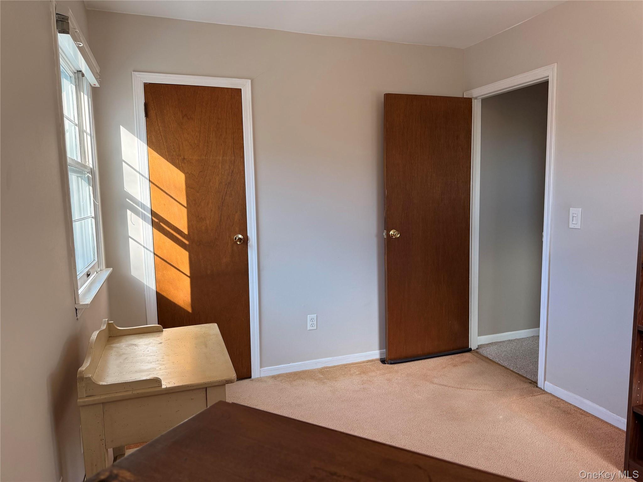 10 Armell Street, Huntington Station, NY 11746