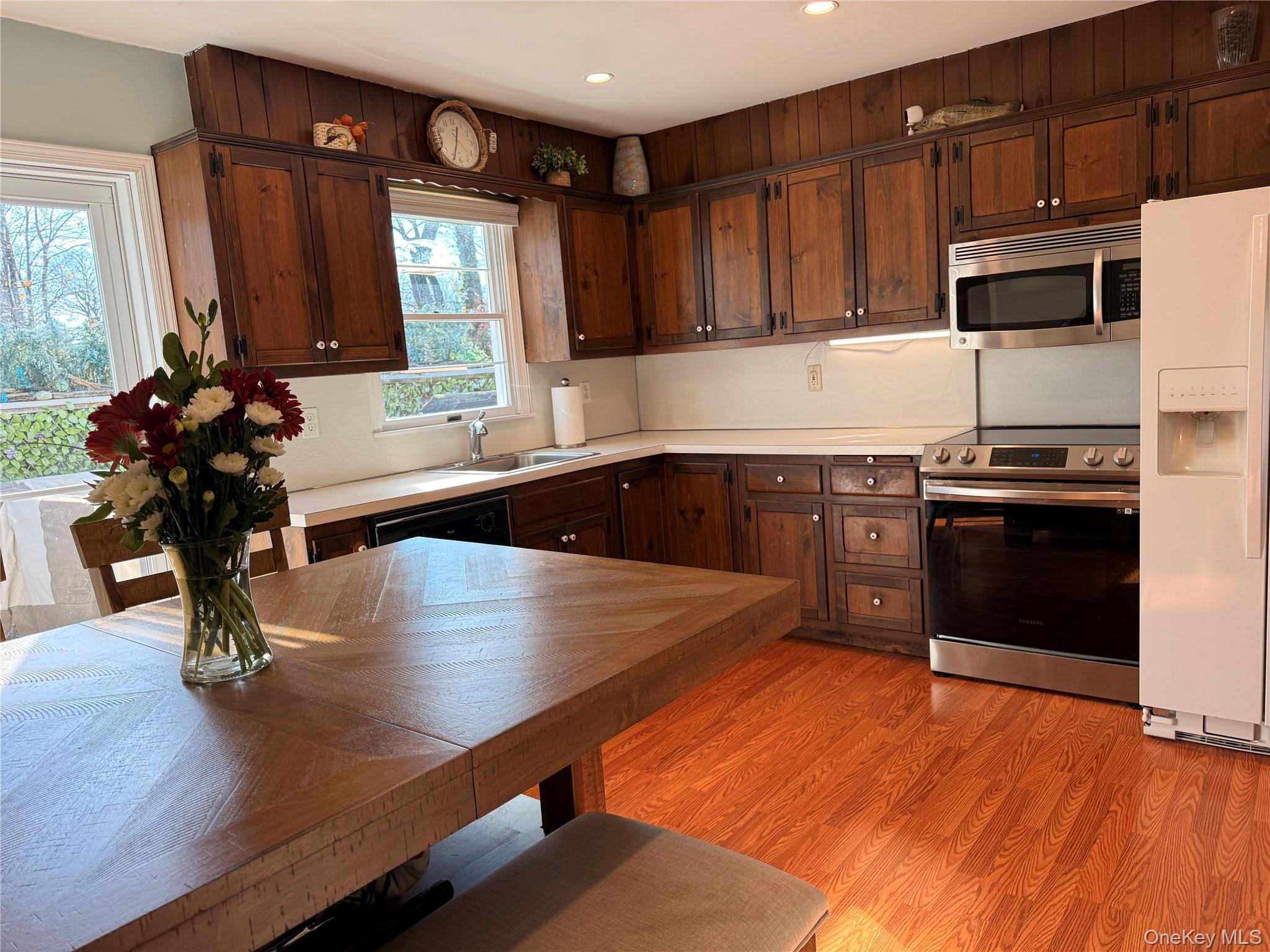 10 Armell Street, Huntington Station, NY 11746