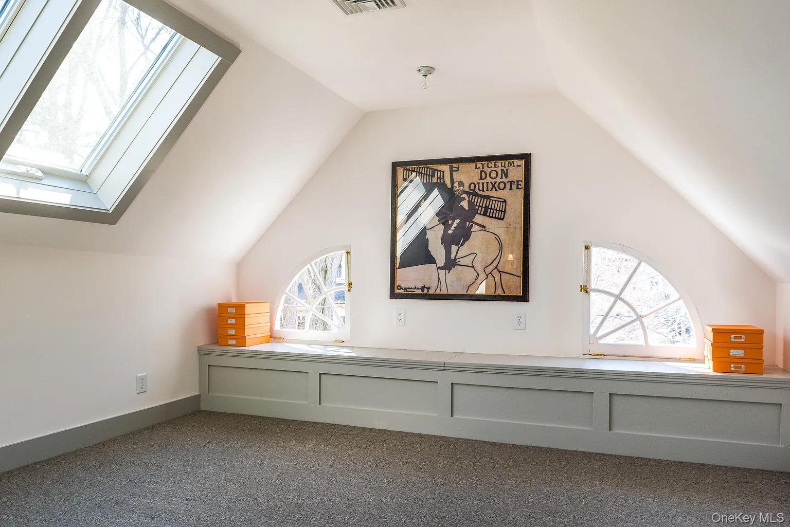 86 Pondfield Road W, Bronxville, NY 10708