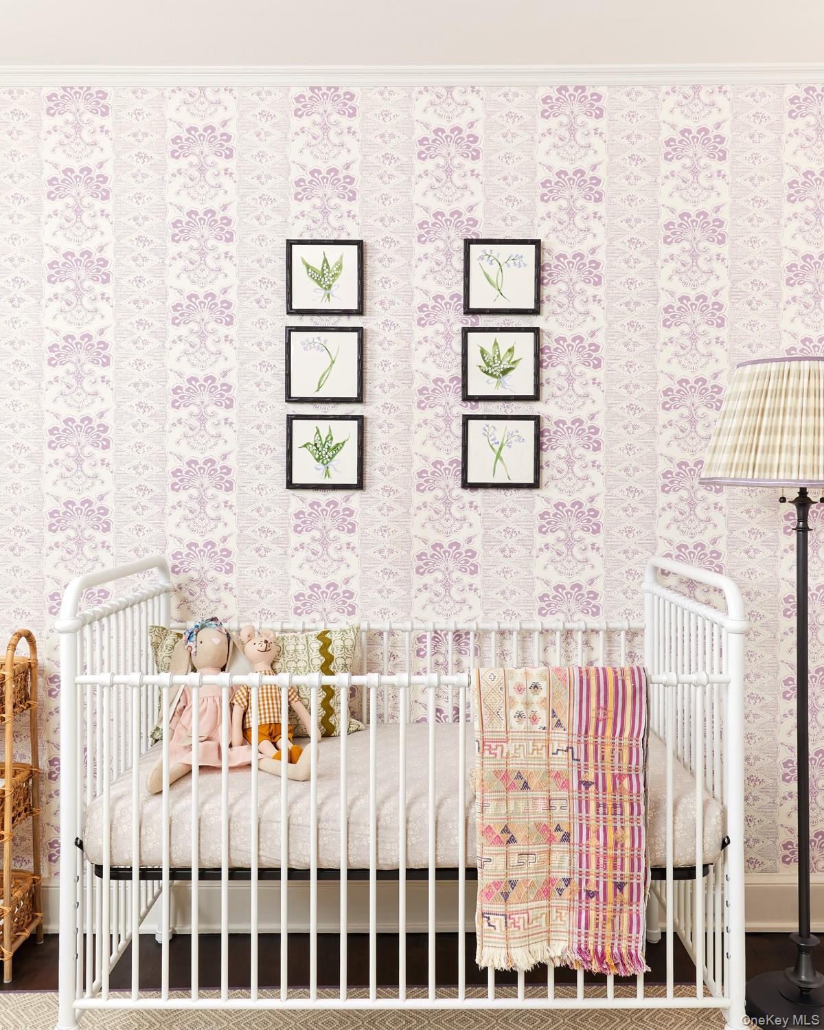 86 Pondfield Road W, Bronxville, NY 10708