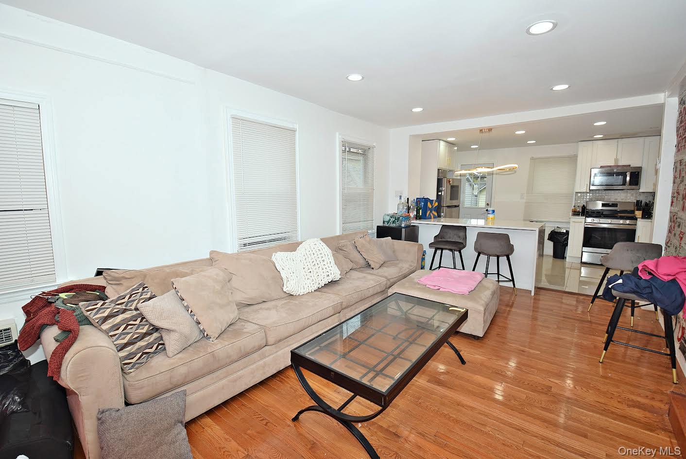 16414 81st Avenue, Jamaica Hills, NY 11432