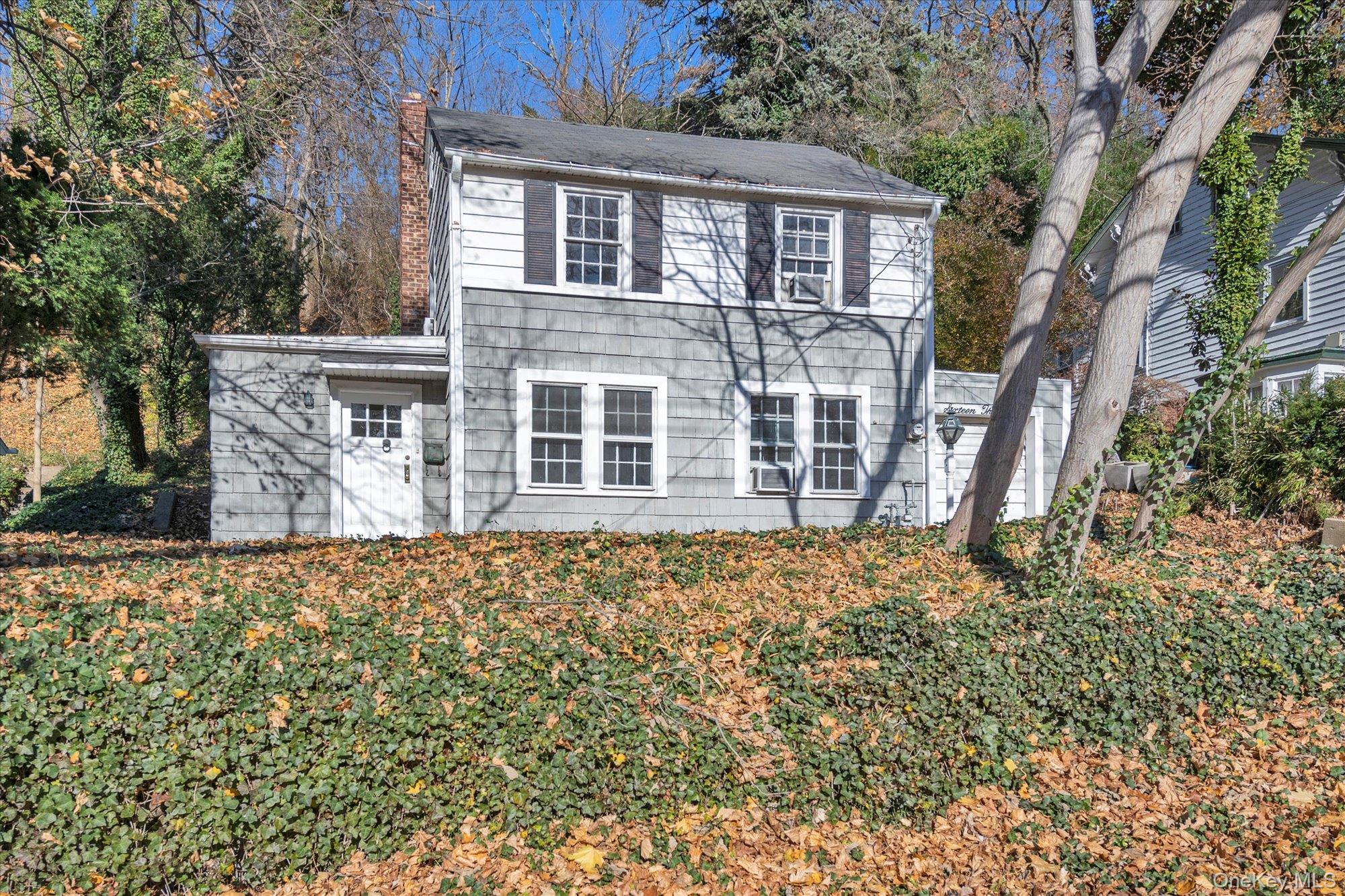 1613 Northern Boulevard, Roslyn, NY 11576