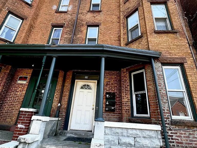 28 Monument Street, Newburgh, NY 12550