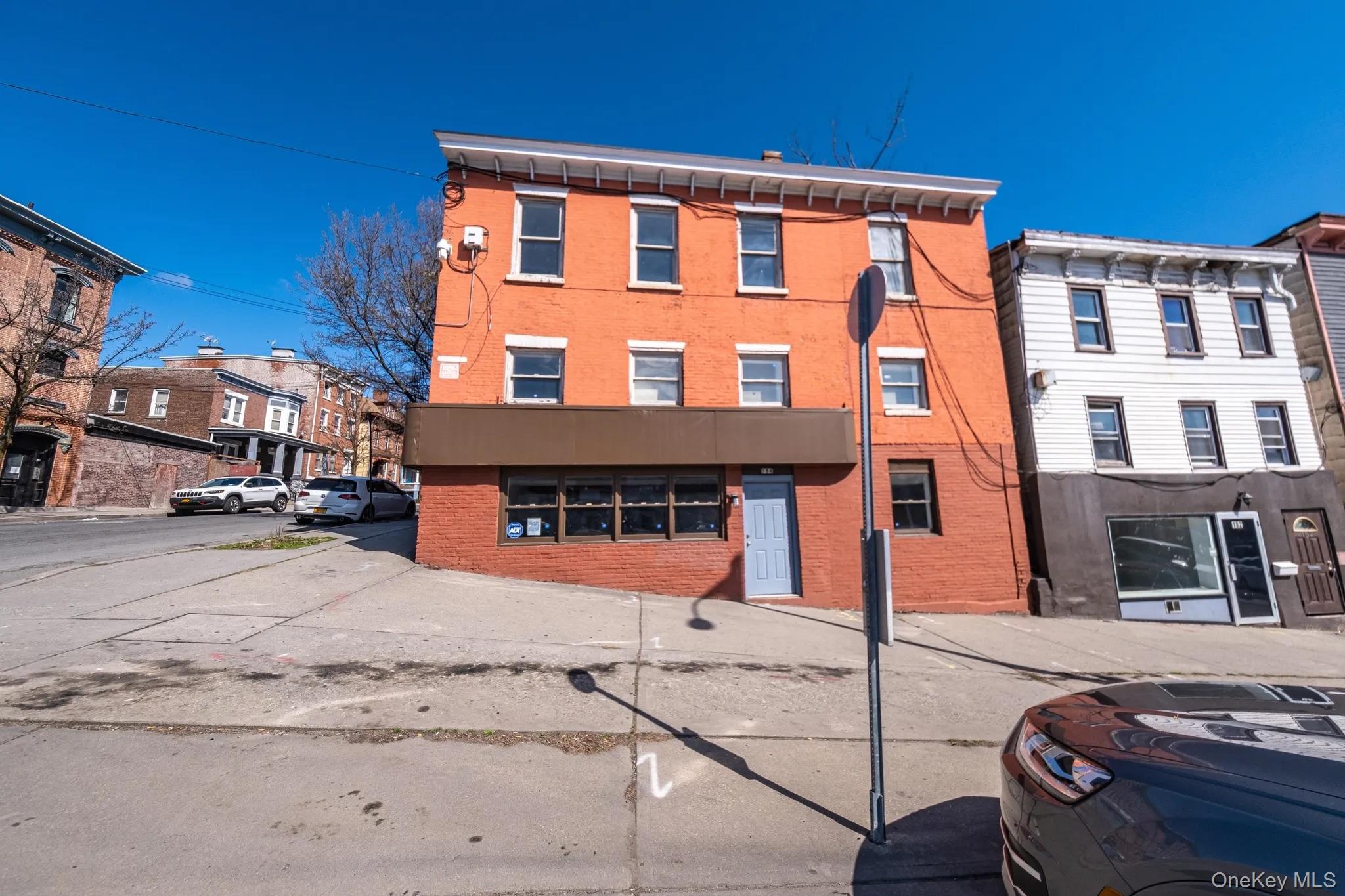 184 Broadway, Newburgh, NY 12550