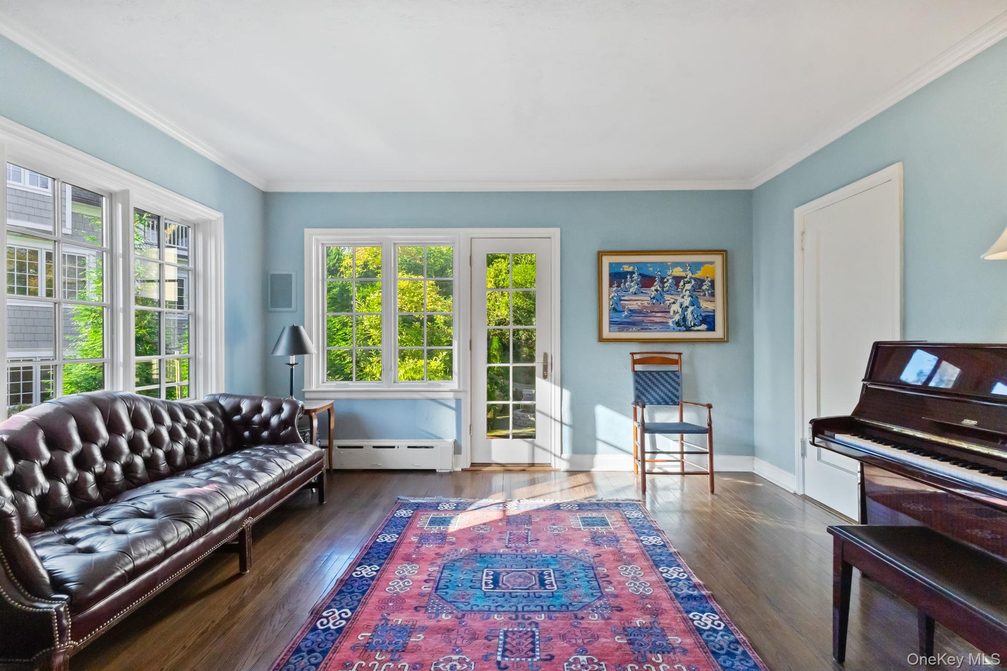 30 Studio Lane, Bronxville, NY 10708