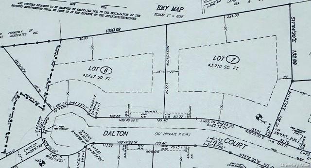 7 Dalton Court, Huntington Station, NY 11746