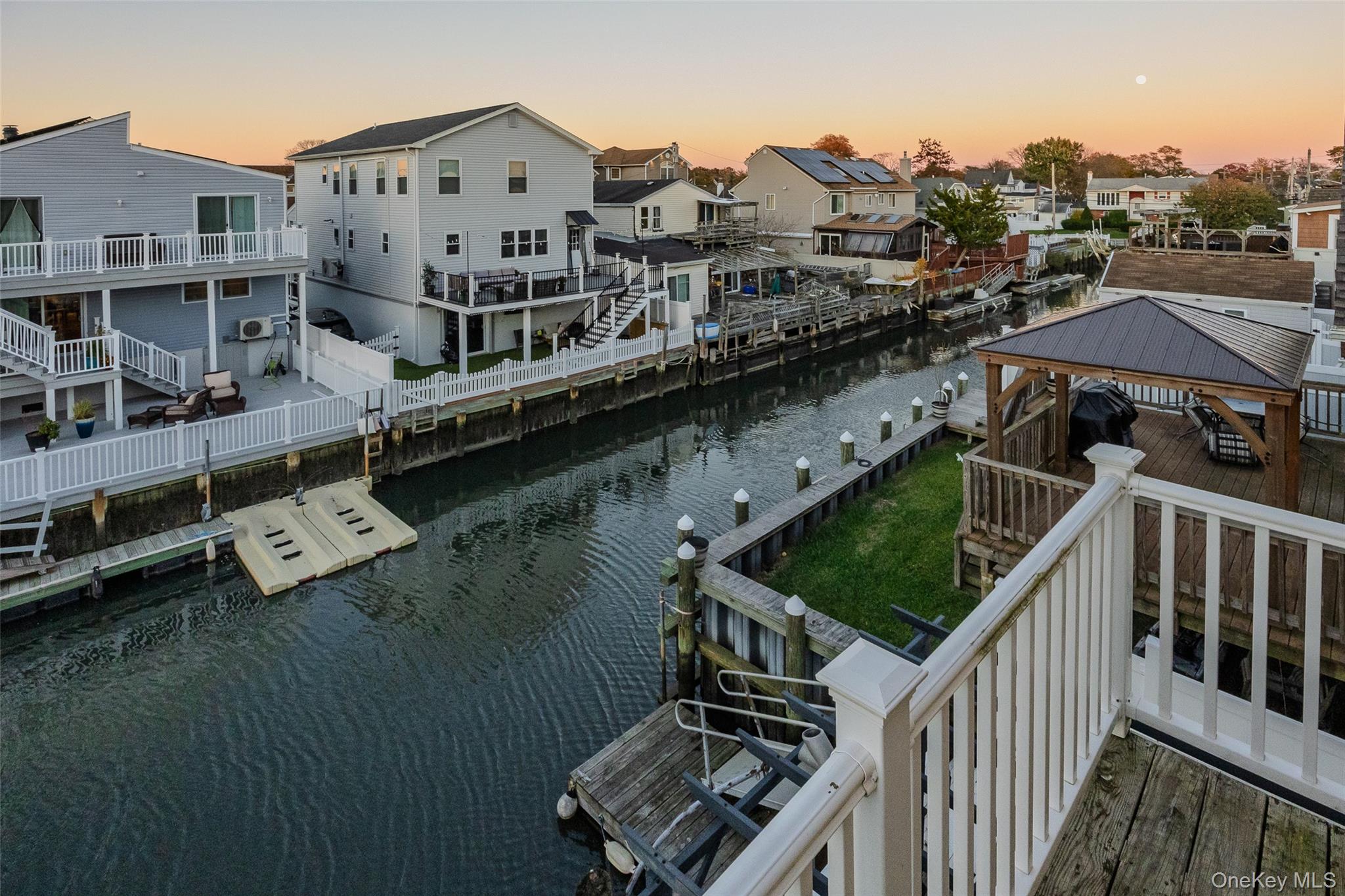 647 Lincoln Street, Baldwin Harbor, NY 11510