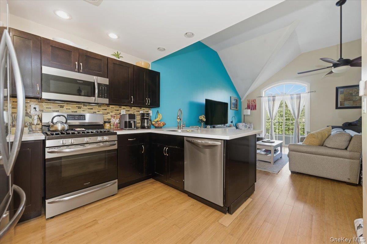 2853 Ely Avenue # 3, Bronx, NY 10469