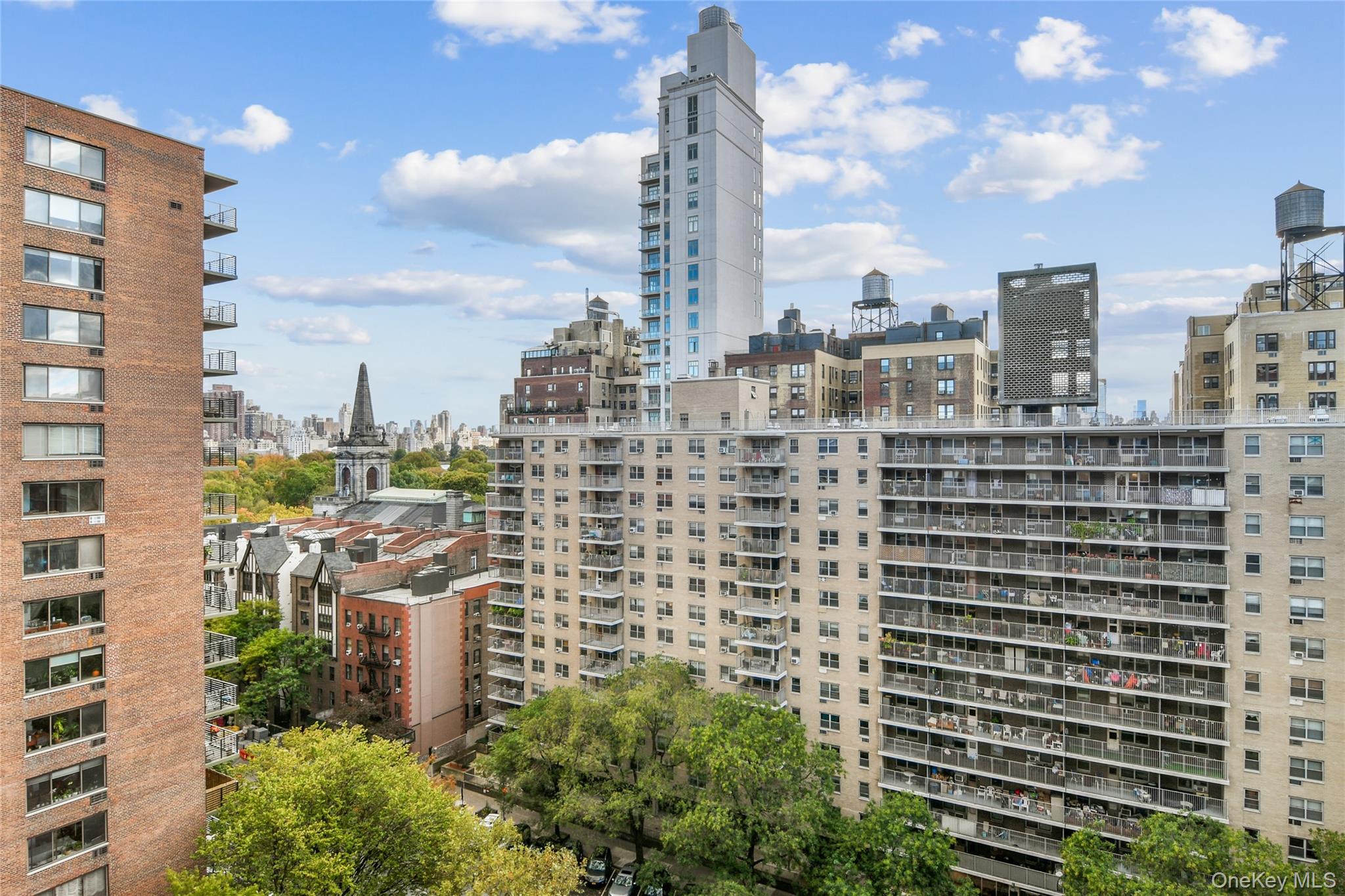 382 Central Park W # 15H, New York (Manhattan), NY 10025