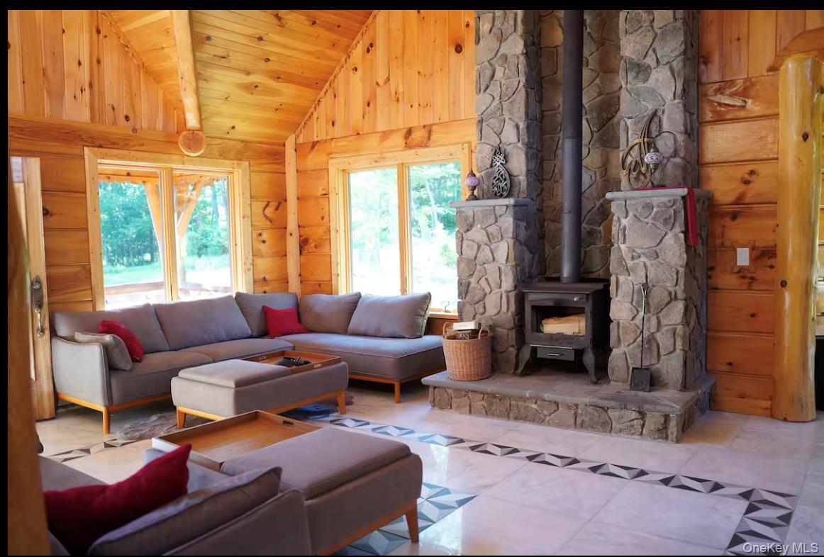 47 Washington Lane, Monticello, NY 12701