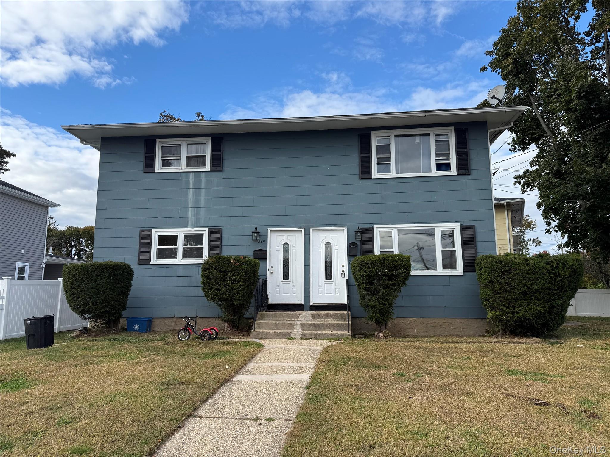 287-289 Stewart Avenue, Hempstead, NY 11550