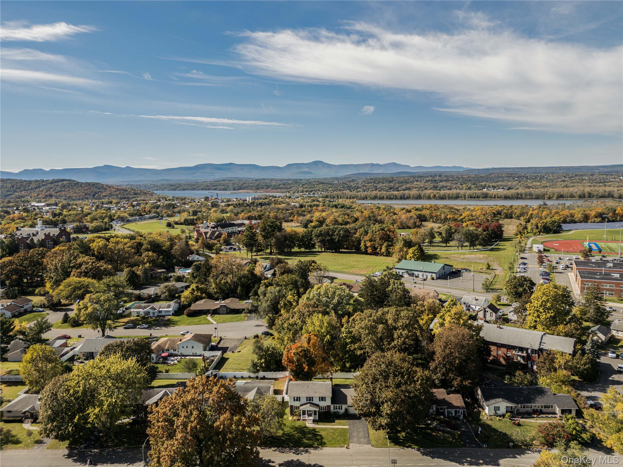 25 Joslen Place, Hudson, NY 12534