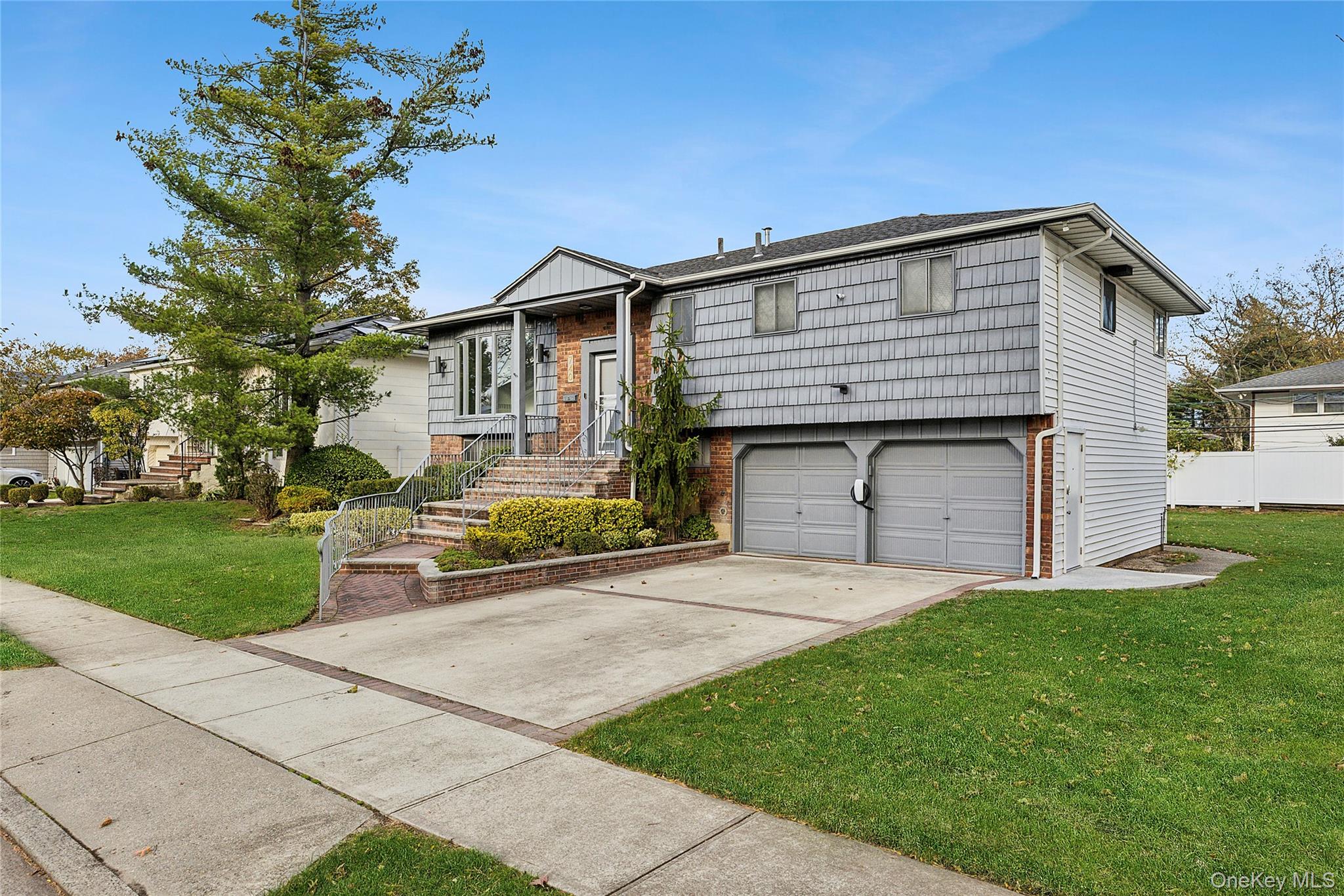 740 Eagle Drive, Valley Stream, NY 11581