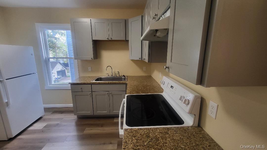 19 Hoffman Ave., Apt 2, Poughkeepsie, NY 12603