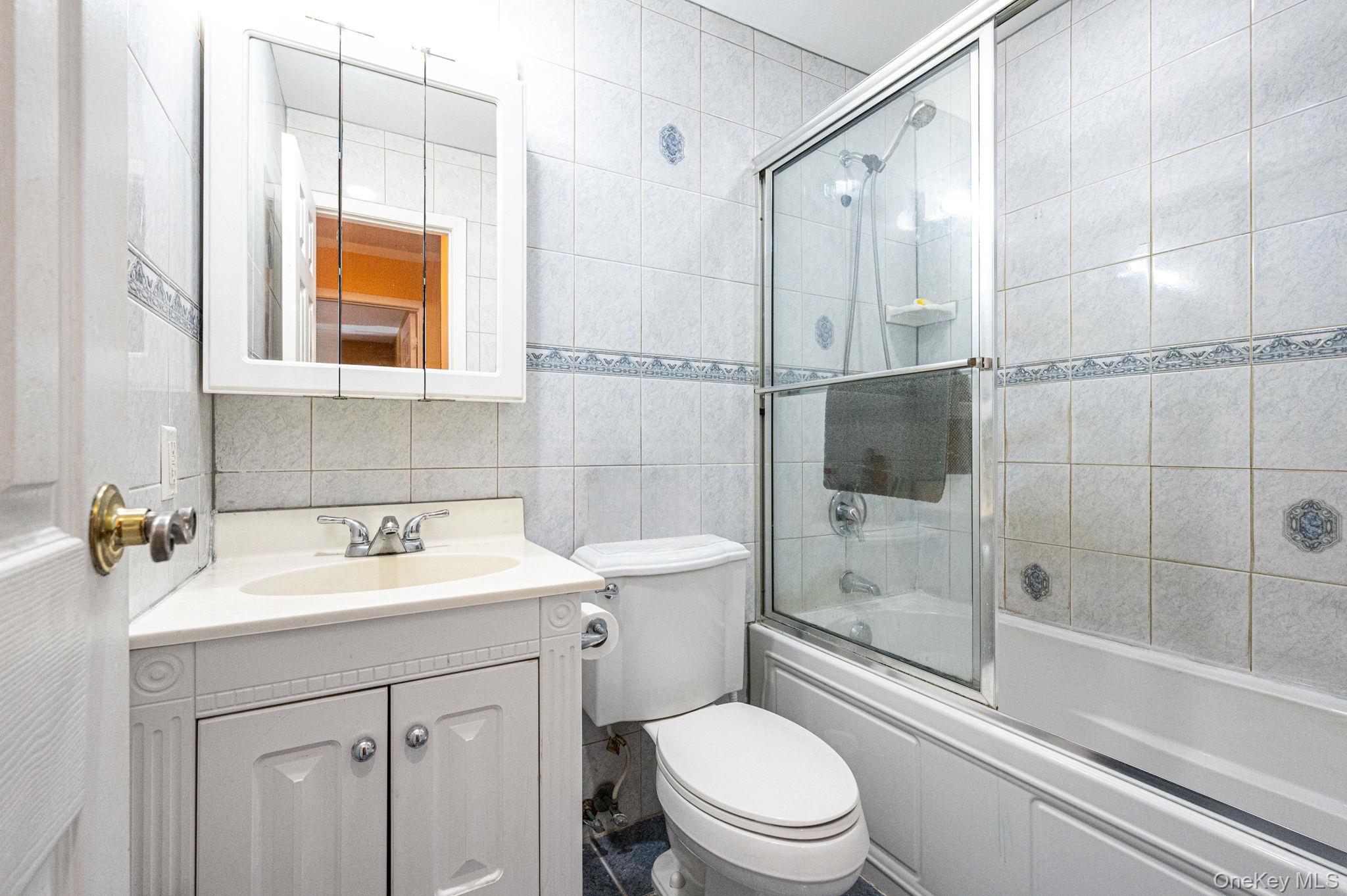 111 Fairharbor Drive # 111, Patchogue, NY 11772