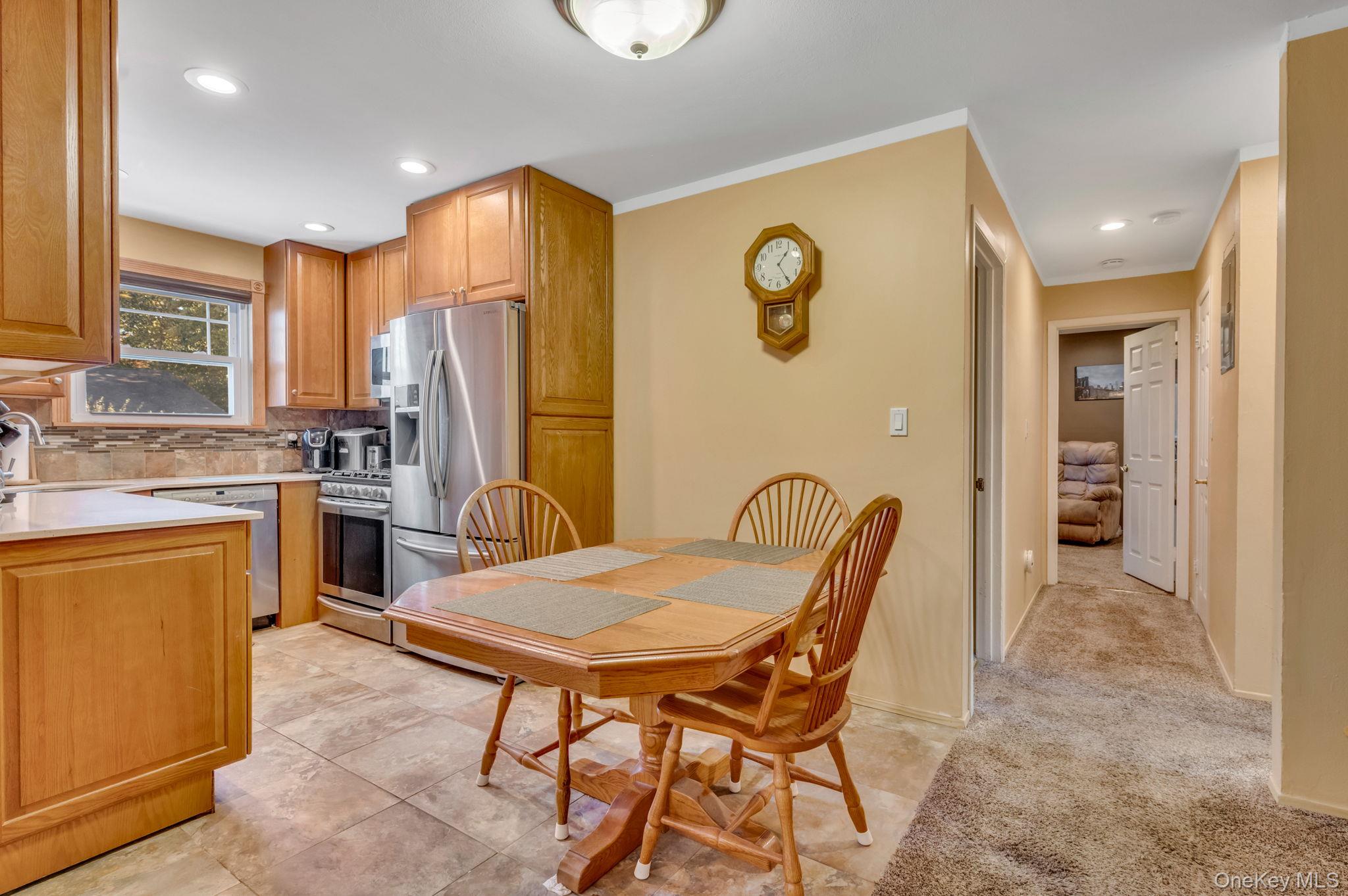 111 Fairharbor Drive # 111, Patchogue, NY 11772