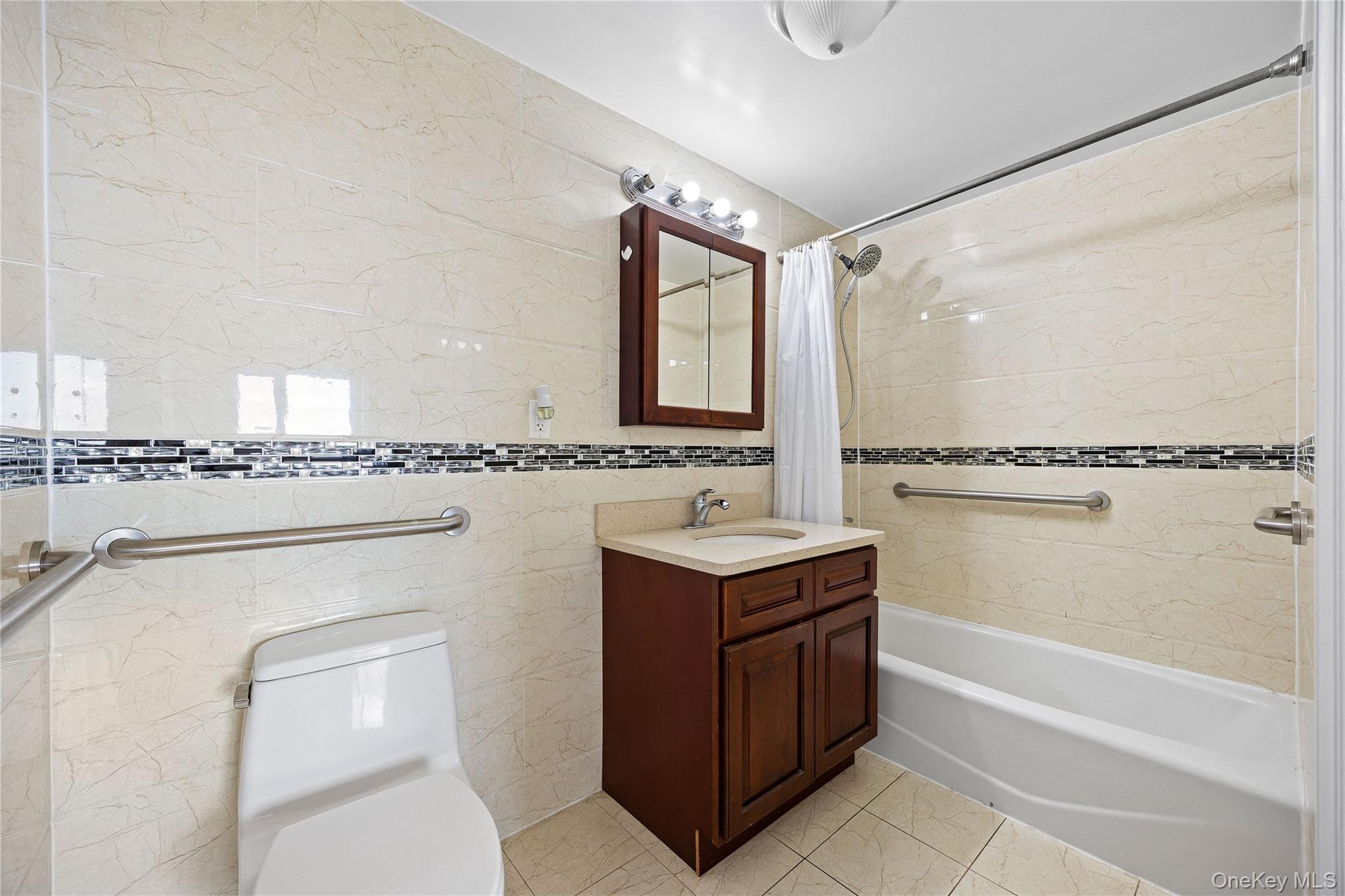 136-21 Latimer Place # 5H, Flushing, NY 11354