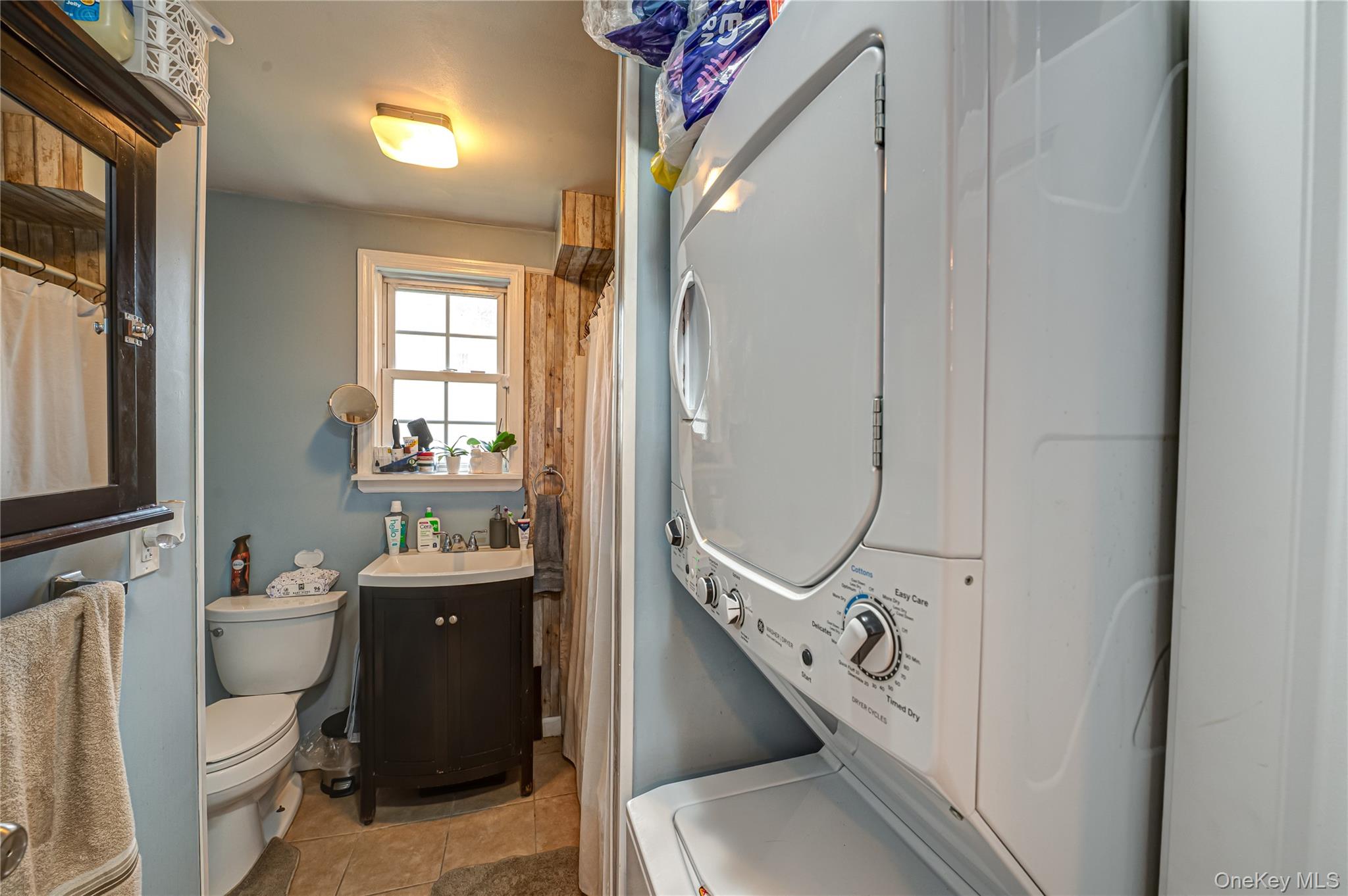 96 Huntington Drive, Mastic Beach, NY 11951