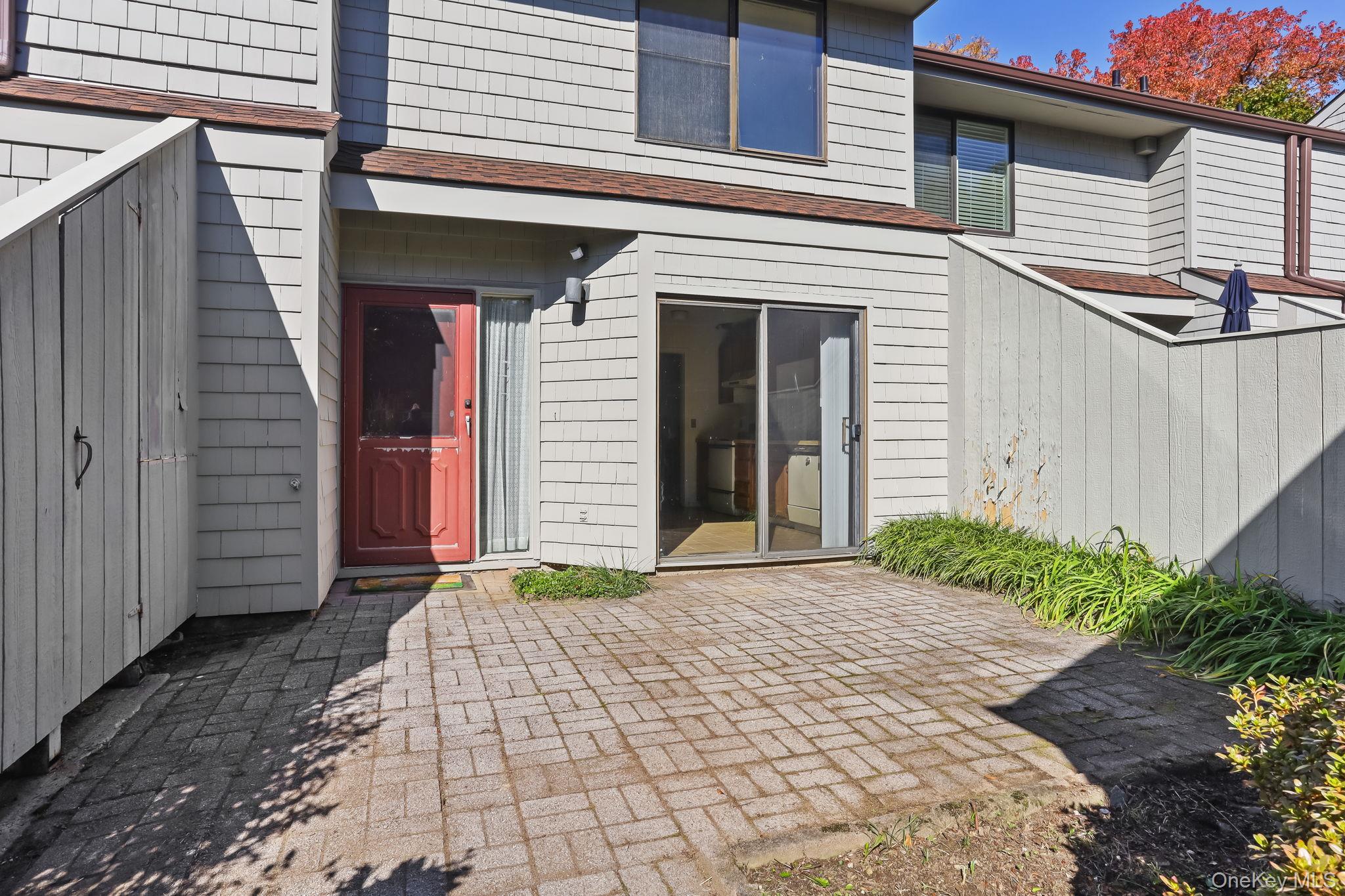 40 Pine Ridge Road, Larchmont, NY 10538