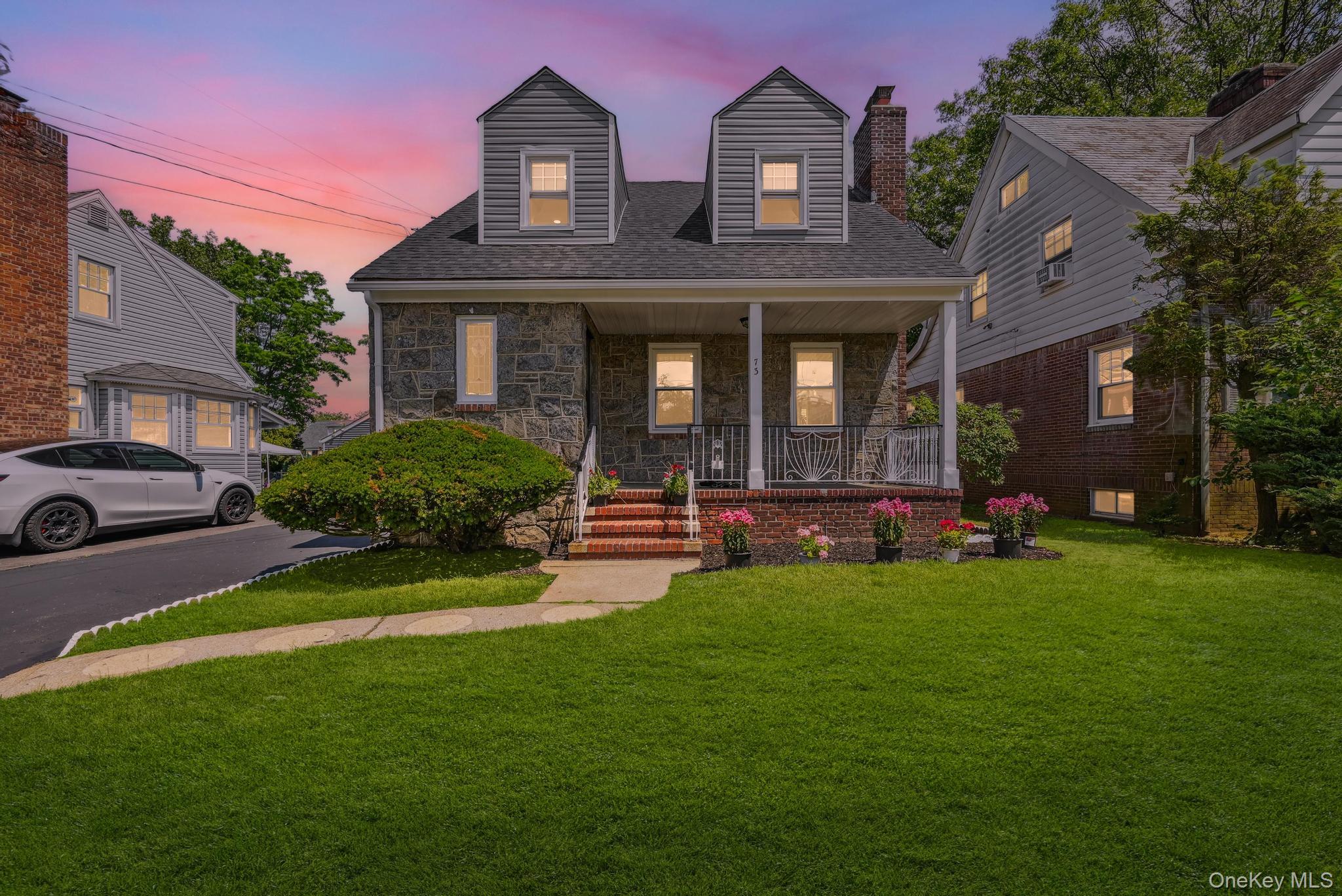 73 Broadway, Valley Stream, NY 11580