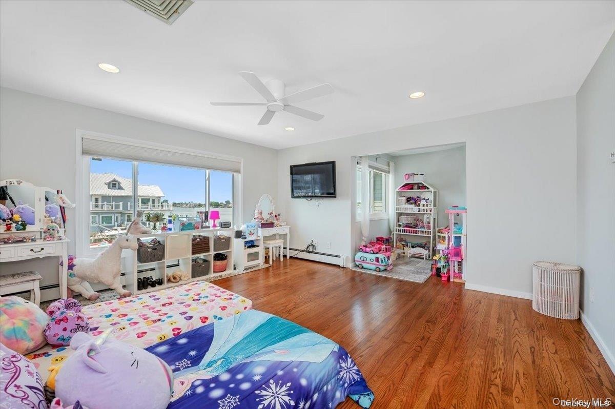 94 Heron Street, Long Beach, NY 11561