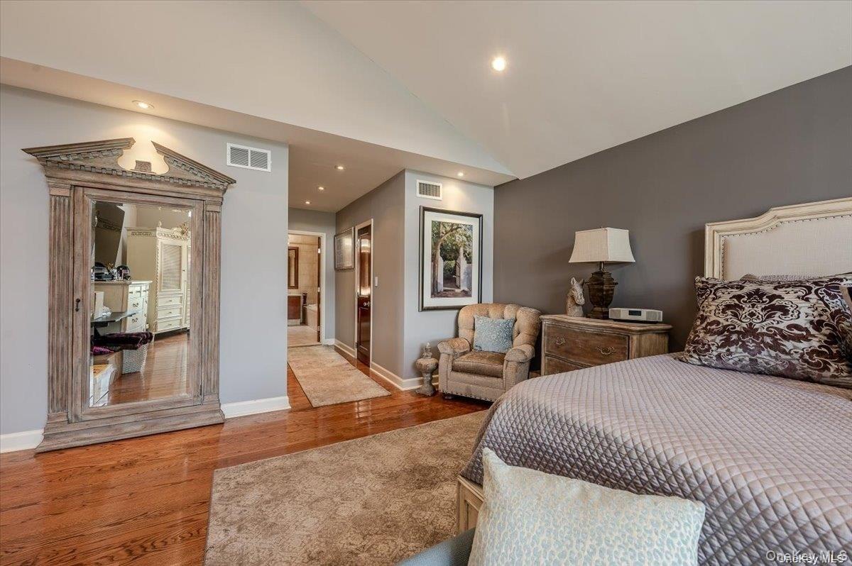 94 Heron Street, Long Beach, NY 11561