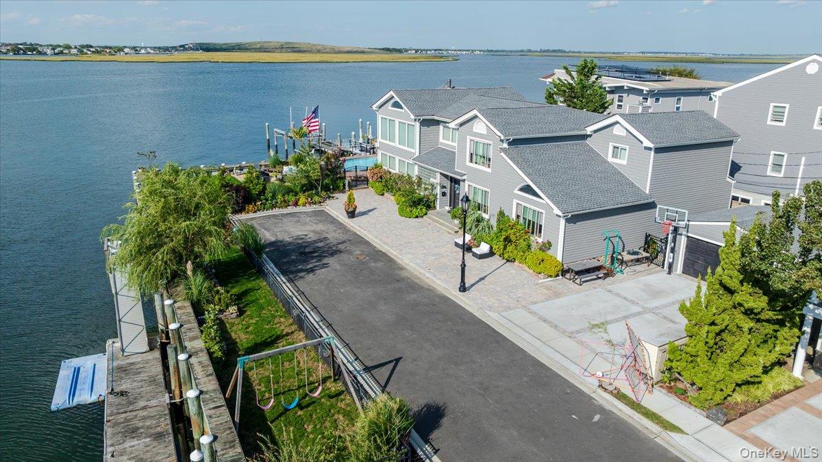 94 Heron Street, Long Beach, NY 11561