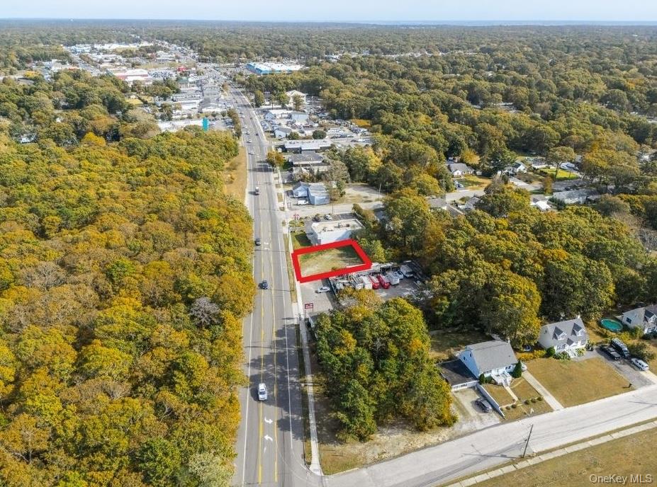 586 Montauk Highway, Shirley, NY 11967