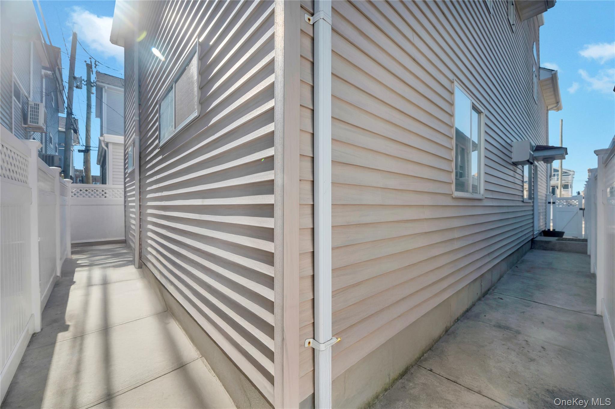 28 Michigan Street, Long Beach, NY 11561