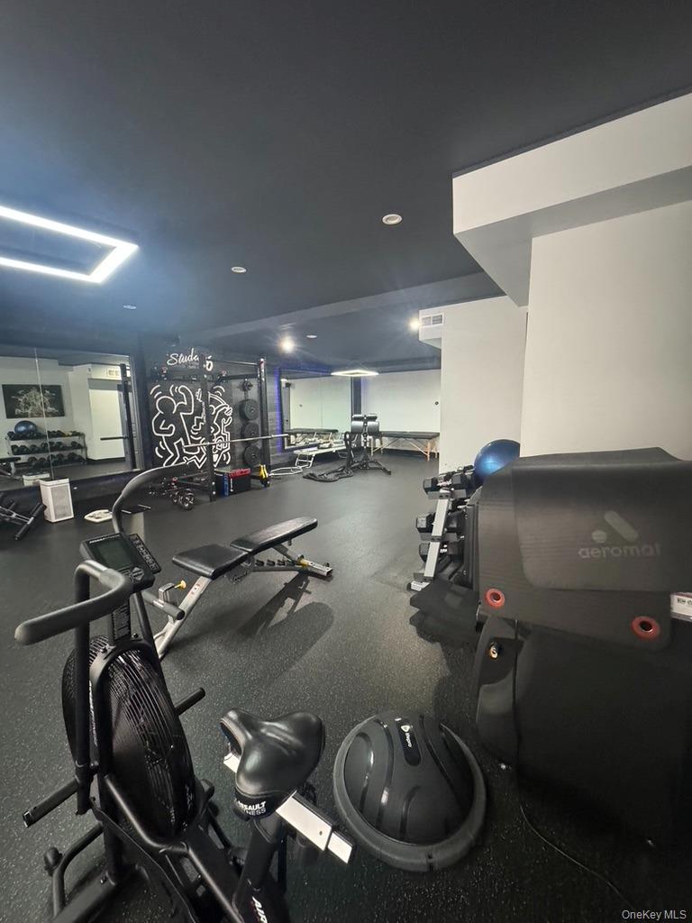 7 W 20th Street, New York (Manhattan), NY 10011