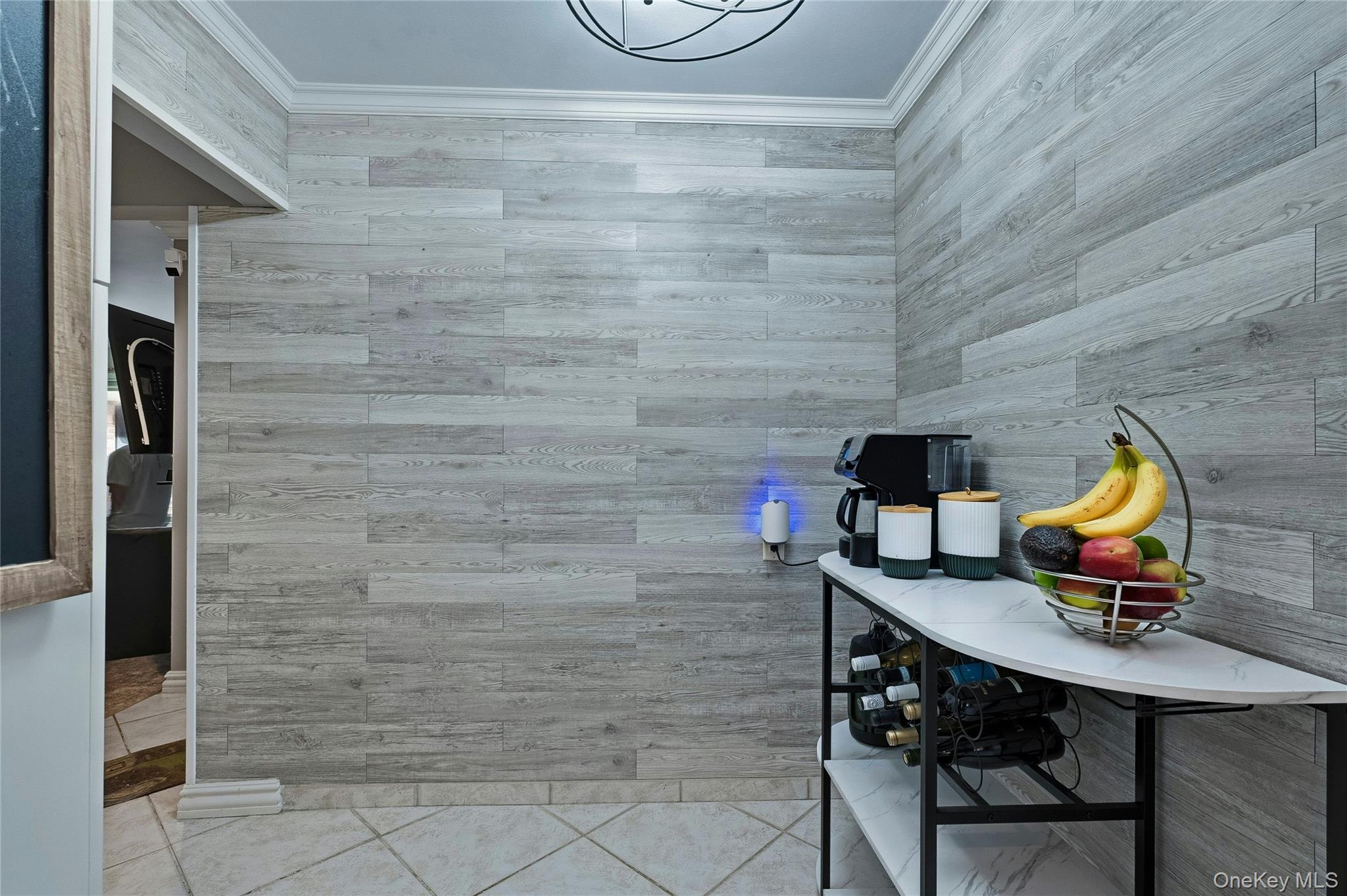 131 Edmunton Drive # G14, North Babylon, NY 11703