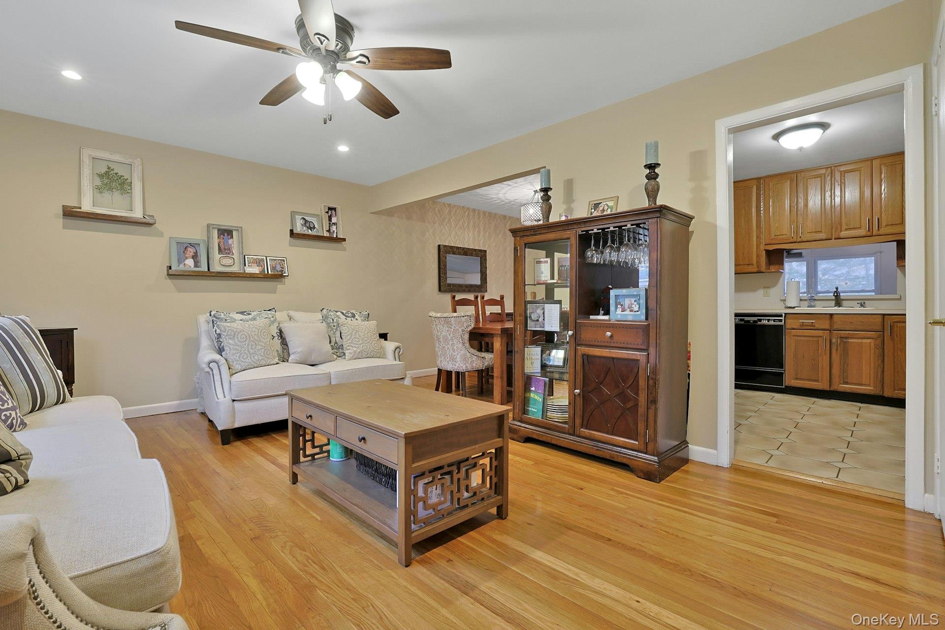 21 Bruce Lane, Valhalla, NY 10595