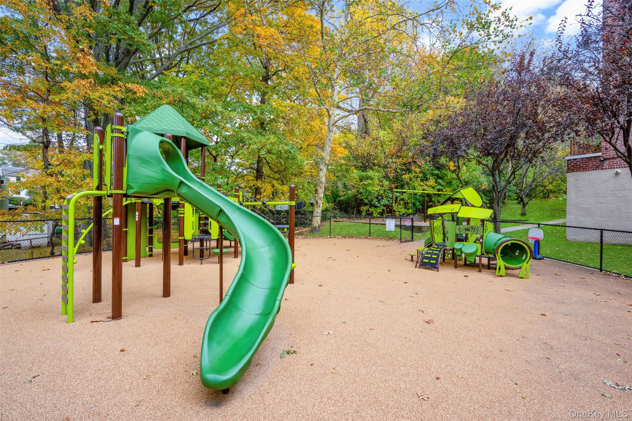 325 Palmer Terrace # 2C, Mamaroneck, NY 10543