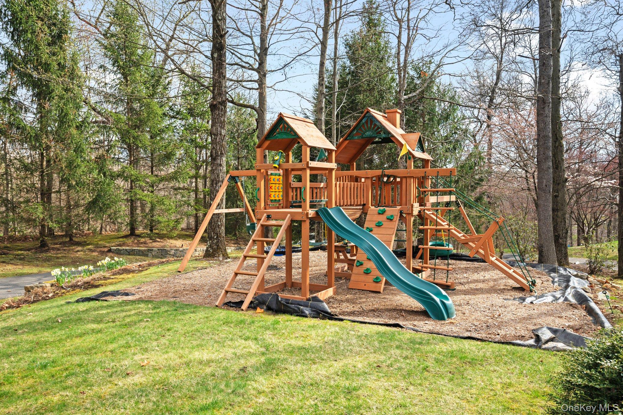 105 Hardscrabble Lake Drive, Chappaqua, NY 10514